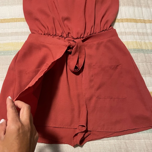 EUC Burnt Orange Front Tie Romper - Picture 4 of 4